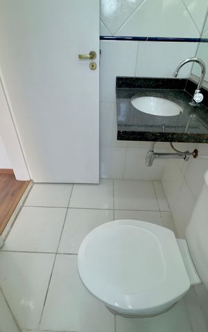 Casa de condomínio à venda com 81m², 3 quartos e 2 vagas Casa de condomínio à venda com 81m², 3 quartos e 2 vagasBanheiro 1