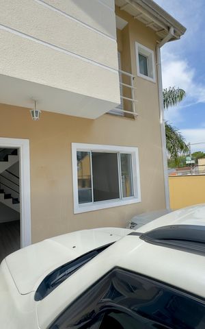 Casa de condomínio à venda com 81m², 3 quartos e 2 vagas Casa de condomínio à venda com 81m², 3 quartos e 2 vagasGaragem