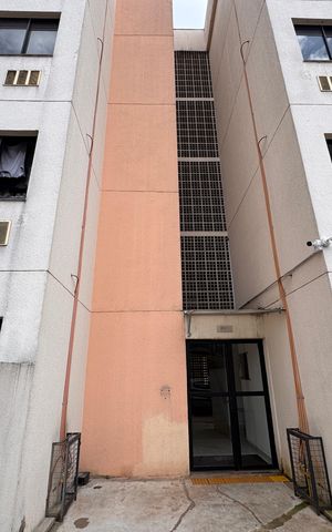 Apartamento para alugar com 42m², 2 quartos e 1 vaga Apartamento para alugar com 42m², 2 quartos e 1 vagaFachada do bloco