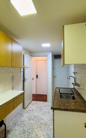 Apartamento para alugar com 79m², 2 quartos e 1 vaga