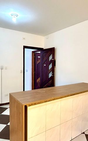 Casa para alugar com 400m², 5 quartos e 6 vagasCozinha