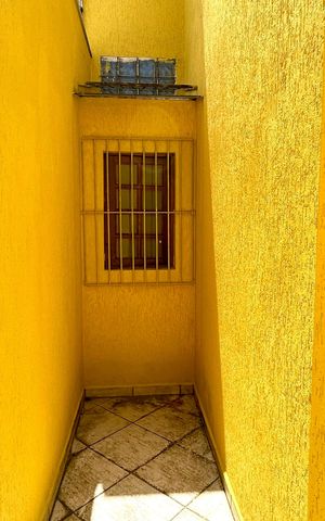 Casa para alugar com 400m², 5 quartos e 6 vagasQuintal