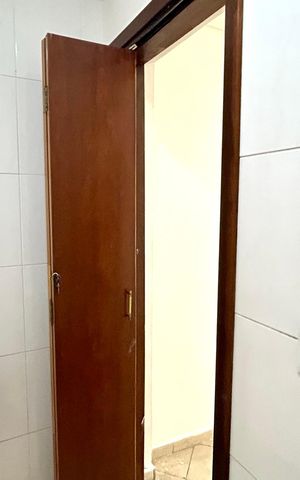 Casa para alugar com 400m², 5 quartos e 6 vagasBanheiro 5