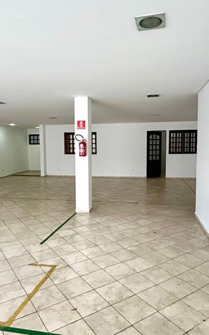 Casa para alugar com 400m², 5 quartos e 6 vagasGaragem