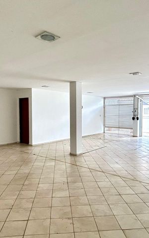 Casa para alugar com 400m², 5 quartos e 6 vagasGaragem
