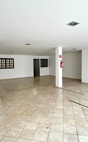 Casa para alugar com 400m², 5 quartos e 6 vagasGaragem
