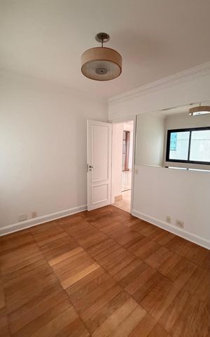 Apartamento para alugar com 288m², 4 quartos e 4 vagas Apartamento para alugar com 288m², 4 quartos e 4 vagasQuarto