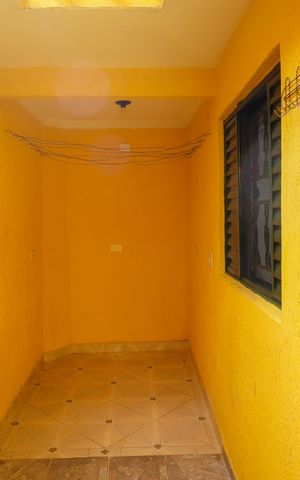 Casa para alugar com 40m², 1 quarto e sem vaga Casa para alugar com 40m², 1 quarto e sem vagaÁrea de Serviço