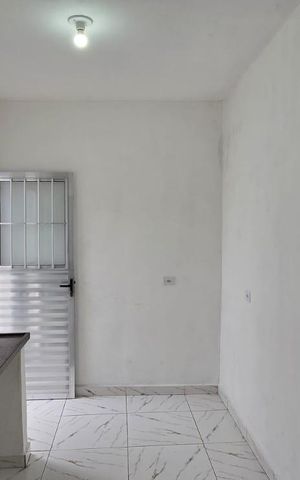 Casa para alugar com 40m², 1 quarto e sem vaga Casa para alugar com 40m², 1 quarto e sem vagaCozinha