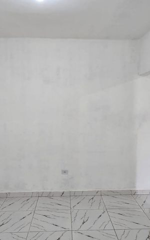 Casa para alugar com 40m², 1 quarto e sem vaga Casa para alugar com 40m², 1 quarto e sem vagaSala