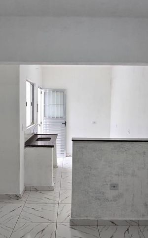 Casa para alugar com 40m², 1 quarto e sem vaga Casa para alugar com 40m², 1 quarto e sem vagaSala