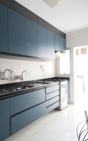 Apartamento para alugar com 90m², 2 quartos e 2 vagasCozinha - Armários