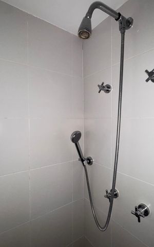 Apartamento para alugar com 107m², 2 quartos e 2 vagas Apartamento para alugar com 107m², 2 quartos e 2 vagasBanheiro Social