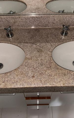 Apartamento para alugar com 107m², 2 quartos e 2 vagas Apartamento para alugar com 107m², 2 quartos e 2 vagasSuíte - Banheiro