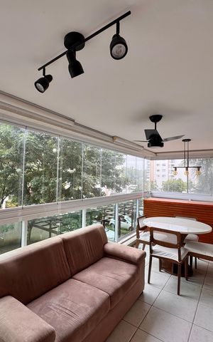 Apartamento para alugar com 107m², 2 quartos e 2 vagas Apartamento para alugar com 107m², 2 quartos e 2 vagasVaranda