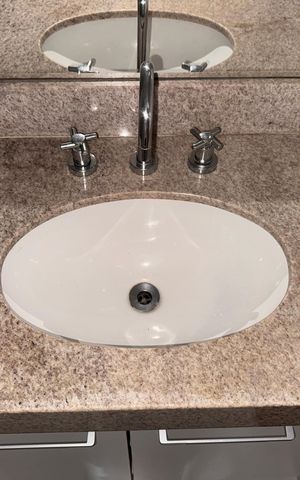 Apartamento para alugar com 107m², 2 quartos e 2 vagas Apartamento para alugar com 107m², 2 quartos e 2 vagasBanheiro Social