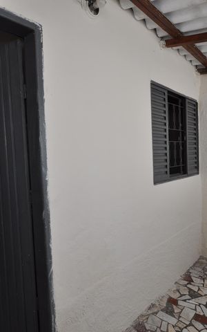 Casa para alugar com 25m², 1 quarto e sem vagaÁrea de Serviço
