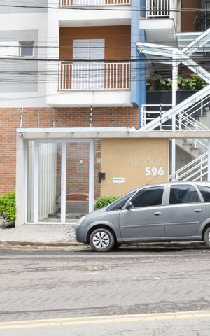 Apartamento à venda com 43m², 2 quartos e sem vagaPLaca GRANDE instalada na fachada do condomínio, dia 13.10.2026 - Código da placa: KYET-222