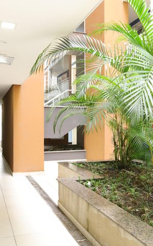 Apartamento à venda com 43m², 2 quartos e sem vagaÁrea comum - Saguão do prédio