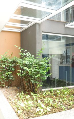 Apartamento à venda com 43m², 2 quartos e sem vagaÁrea comum - Saguão do prédio