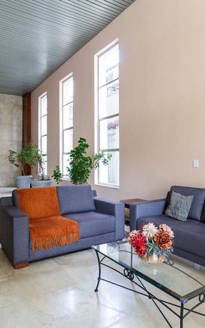 Apartamento à venda com 214m², 3 quartos e 2 vagas Apartamento à venda com 214m², 3 quartos e 2 vagasHall de entrada