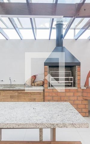 Apartamento para alugar com 50m², 2 quartos e 1 vaga Apartamento para alugar com 50m², 2 quartos e 1 vagaÁrea comum - Churrasqueira