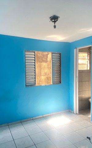 Casa para alugar com 25m², 1 quarto e sem vaga Casa para alugar com 25m², 1 quarto e sem vagaQuarto
