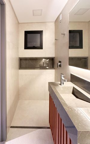 Apartamento à venda com 84m², 1 quarto e 1 vaga Apartamento à venda com 84m², 1 quarto e 1 vagaBanheiro da Suíte