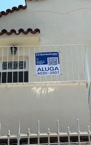 Casa para alugar com 60m², 2 quartos e sem vagaFachada + placa