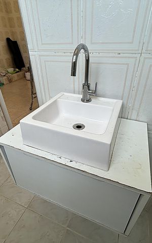 Casa para alugar com 60m², 2 quartos e sem vagaBanheiro
