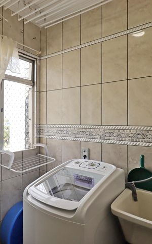 Apartamento à venda com 63m², 3 quartos e 1 vagaÁrea de Serviço