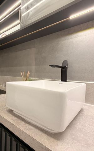 Apartamento à venda com 94m², 3 quartos e 2 vagasBanheiro Social