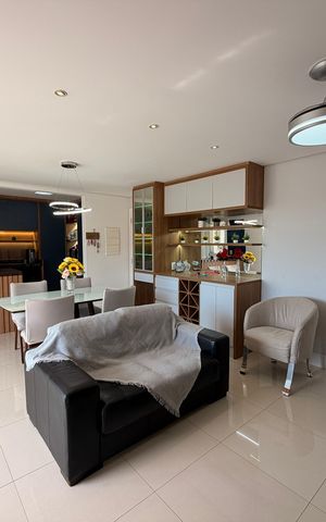 Apartamento à venda com 94m², 3 quartos e 2 vagasSala