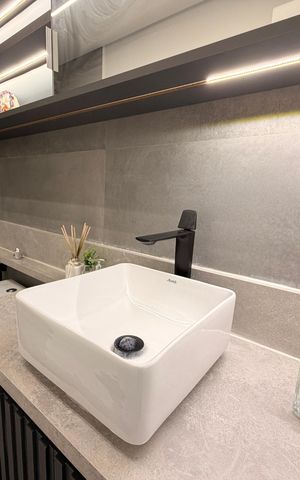 Apartamento à venda com 94m², 3 quartos e 2 vagasBanheiro Social