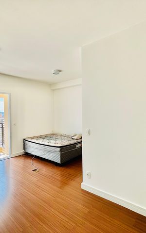 Studio para alugar com 36m², 1 quarto e 1 vaga Studio para alugar com 36m², 1 quarto e 1 vagaSala / quarto