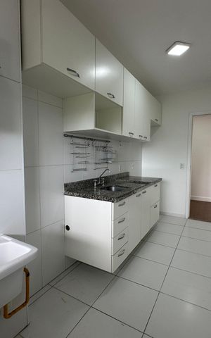Apartamento para alugar com 76m², 3 quartos e 2 vagas Apartamento para alugar com 76m², 3 quartos e 2 vagasCozinha