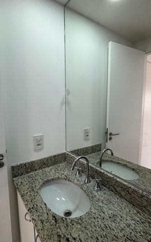 Apartamento para alugar com 76m², 3 quartos e 2 vagas Apartamento para alugar com 76m², 3 quartos e 2 vagasBanheiro da Suíte