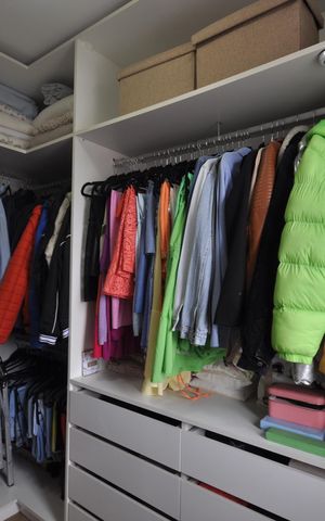 Casa à venda com 77m², 2 quartos e 2 vagasCloset