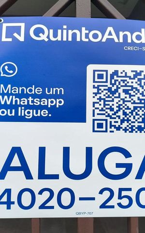 Casa para alugar com 70m², 2 quartos e 1 vaga Casa para alugar com 70m², 2 quartos e 1 vagaFachada