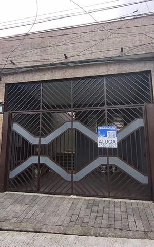 Casa para alugar com 70m², 2 quartos e 1 vaga Casa para alugar com 70m², 2 quartos e 1 vagaFachada