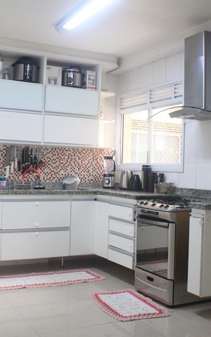 Apartamento para alugar com 172m², 3 quartos e 4 vagasCozinha