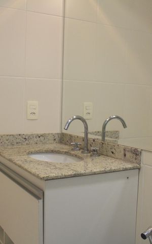 Apartamento para alugar com 172m², 3 quartos e 4 vagasBanheiro da Suíte 2