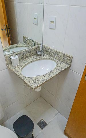 Apartamento à venda com 170m², 3 quartos e 3 vagas Apartamento à venda com 170m², 3 quartos e 3 vagaslavabo