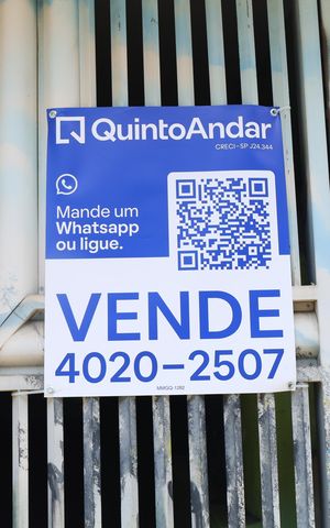 Casa à venda com 250m², 1 quarto e 1 vagaPlaca GRANDE instalada no portão do imóvel, dia 10.10.2026 - Código da placa: MMGQ-1282