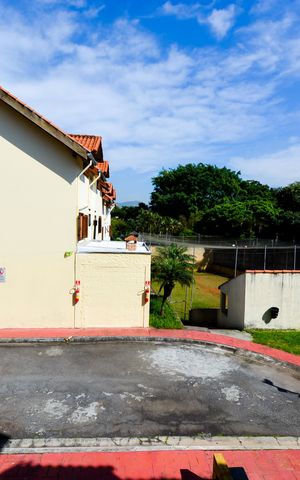 Casa de condomínio à venda com 127m², 4 quartos e 2 vagasVista do Quarto 2