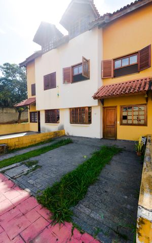 Casa de condomínio à venda com 127m², 4 quartos e 2 vagasGaragem