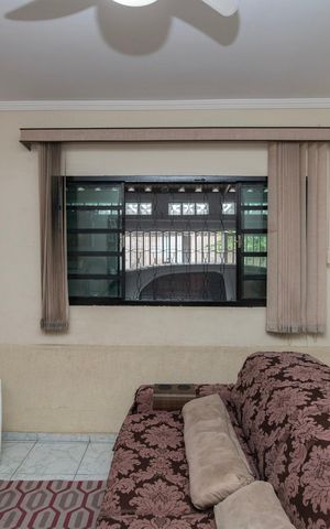 Casa para alugar com 130m², 2 quartos e 2 vagas Casa para alugar com 130m², 2 quartos e 2 vagasSala