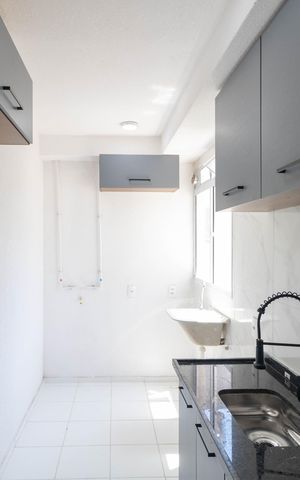 Apartamento à venda com 44m², 2 quartos e 1 vaga Apartamento à venda com 44m², 2 quartos e 1 vagaCozinha e Área de Serviço