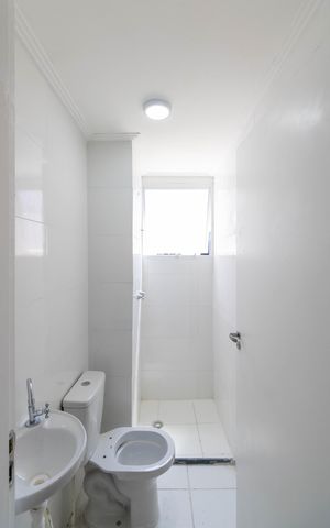 Apartamento à venda com 44m², 2 quartos e 1 vaga Apartamento à venda com 44m², 2 quartos e 1 vagaBanheiro