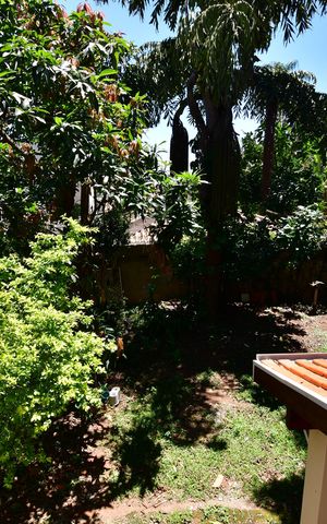 Casa de condomínio para alugar com 160m², 3 quartos e 2 vagasQuarto 1 - Vista